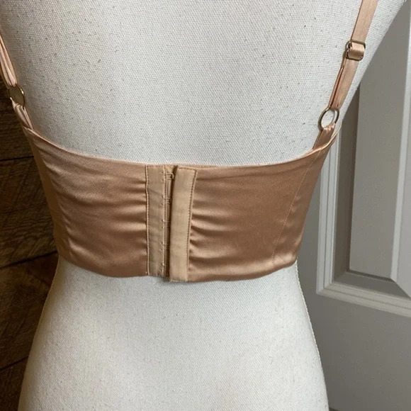 For Love & Lemons Satin Crop Top Blush Adjustable Strap Size Small - Picture 2 of 5